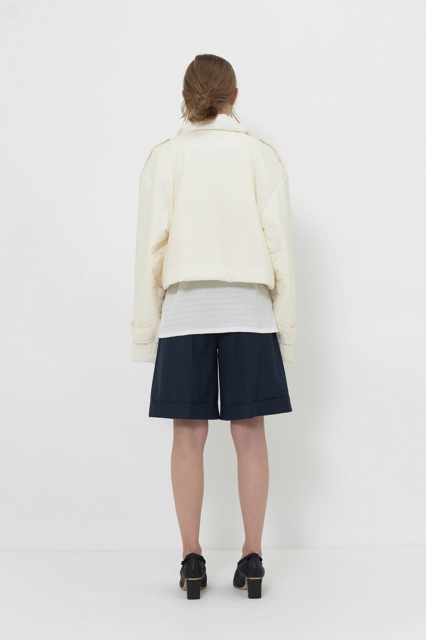 TAILORED BERMUDA SHORTS