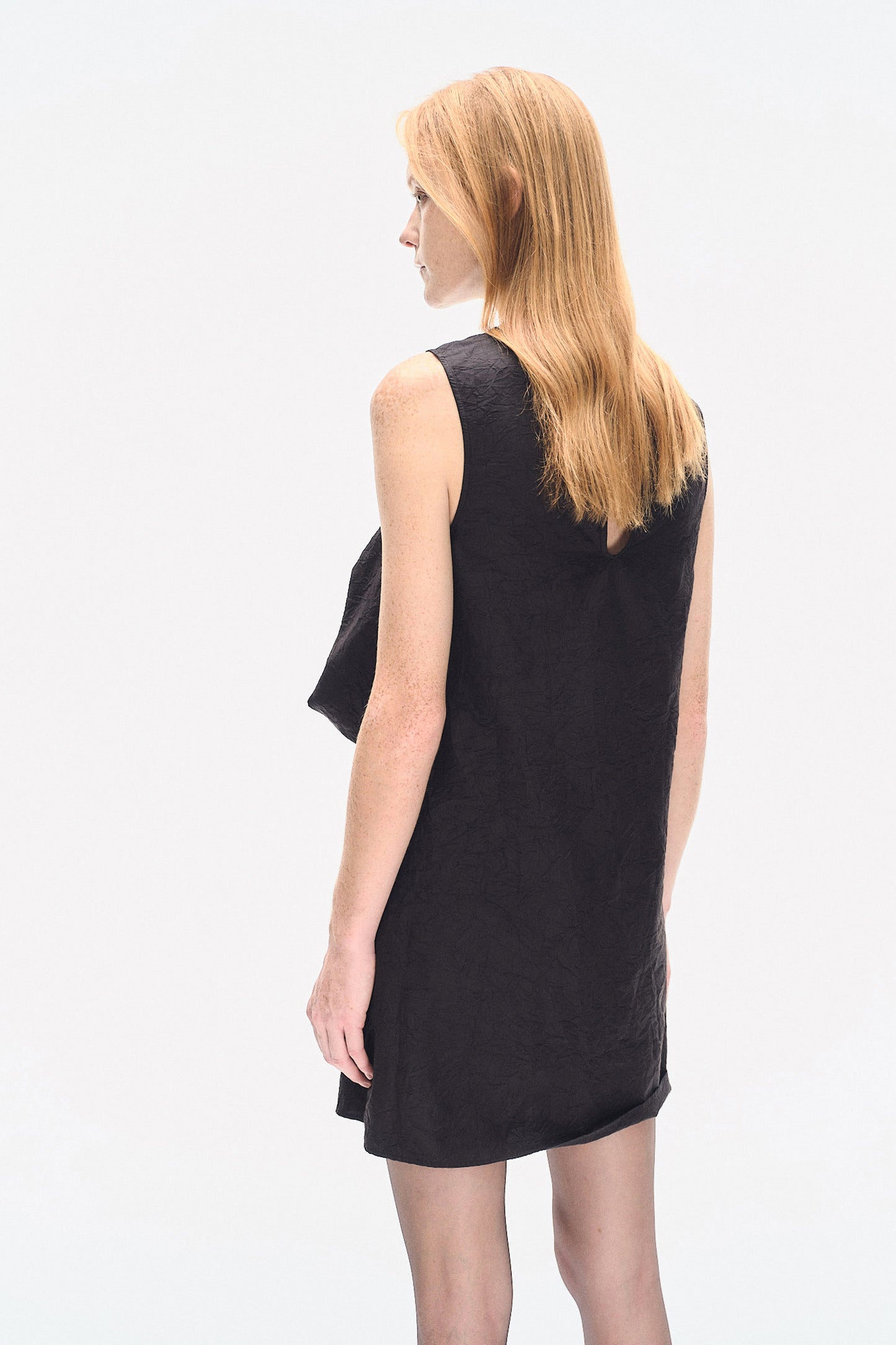 BLACK TEXTURED DRAPED MINI DRESS