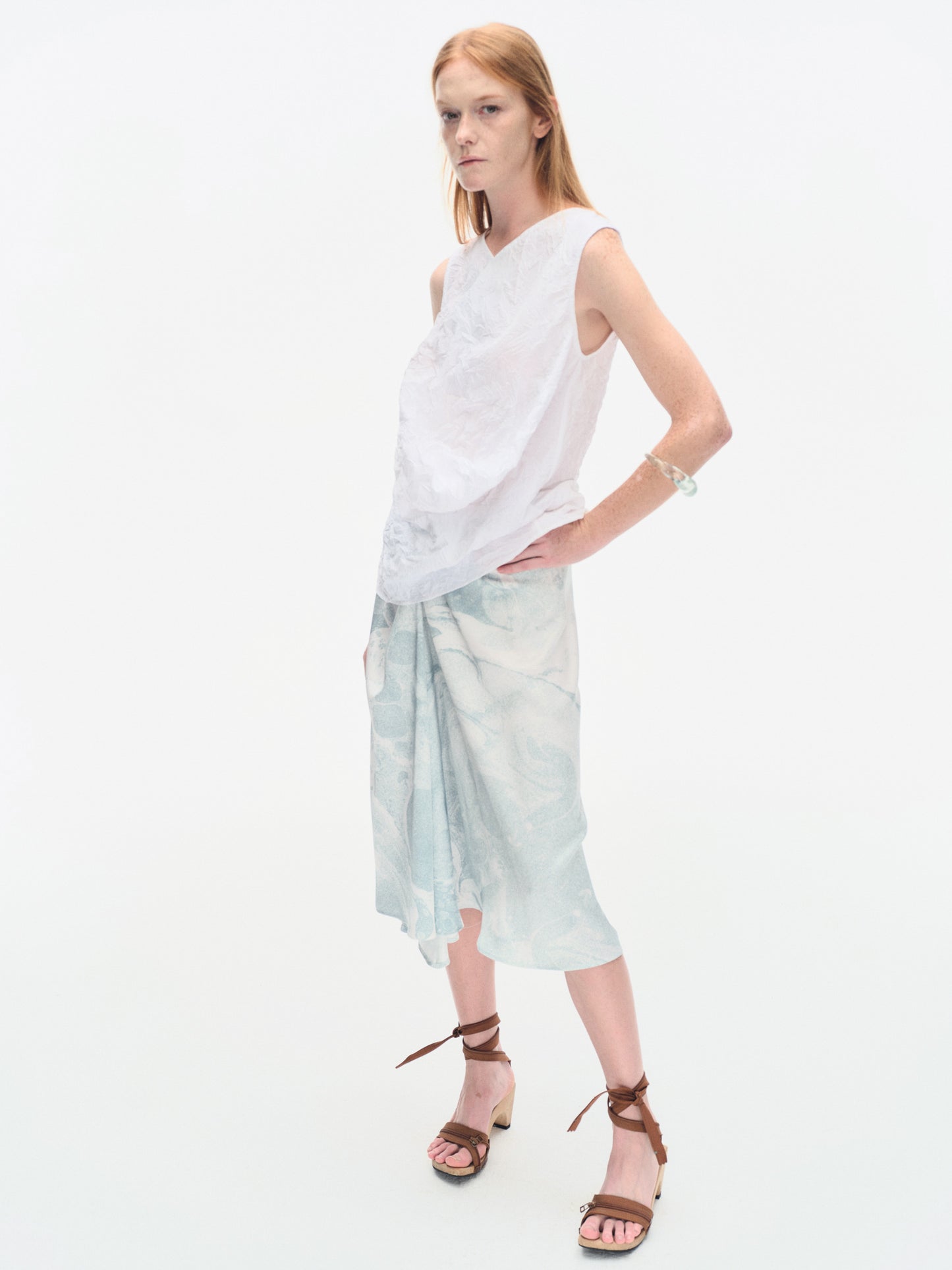 WHITE &GREEN MARBLED WATER LILY DRAPE SKIRT