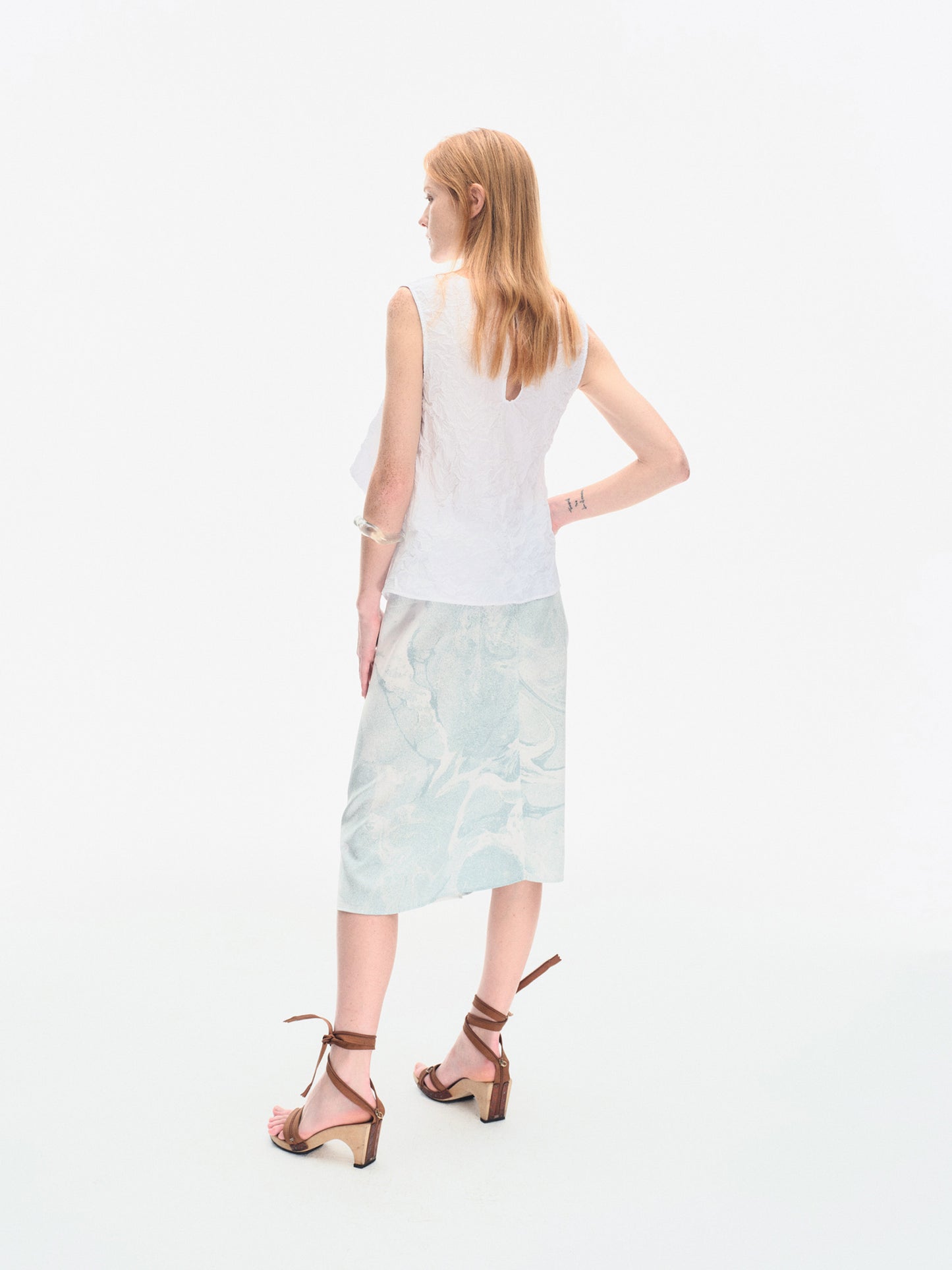 WHITE &GREEN MARBLED WATER LILY DRAPE SKIRT