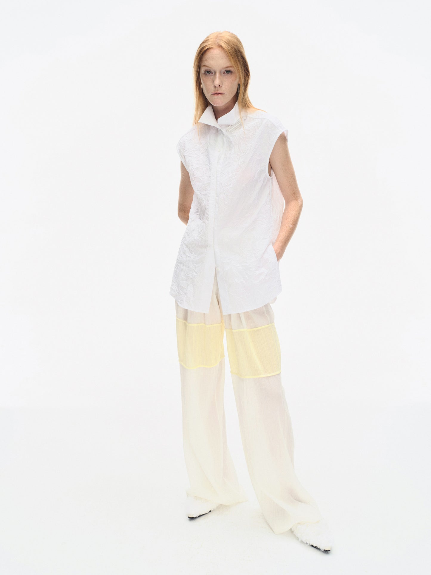 WRINKLED PLEATED COTTON TROUSERS – IVORY/YELLOW