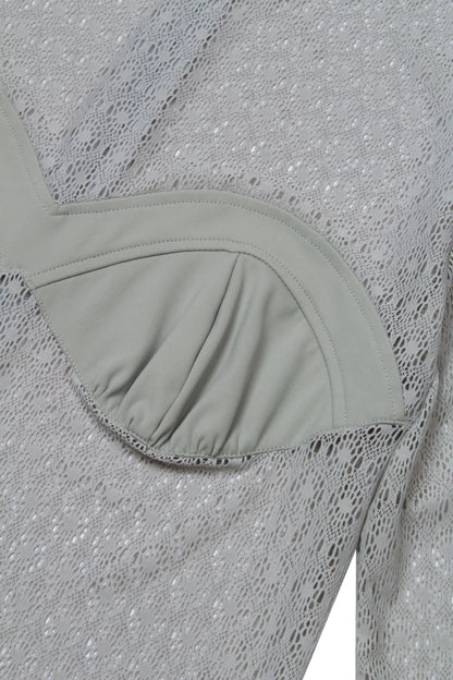 LONG-SLEEVED TURTLENECK TOP