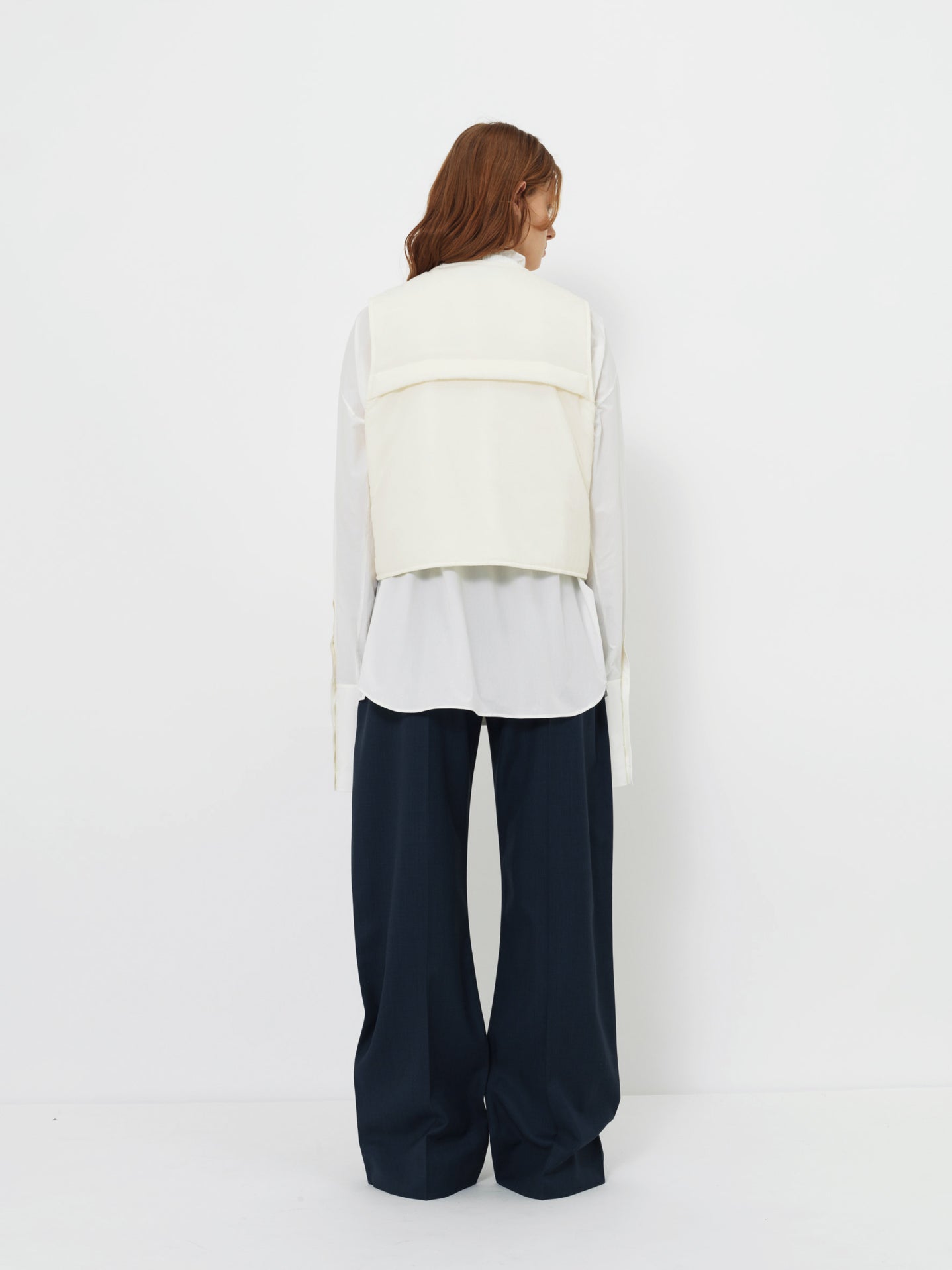 RUCHED COLLAR SHORT SHIRT