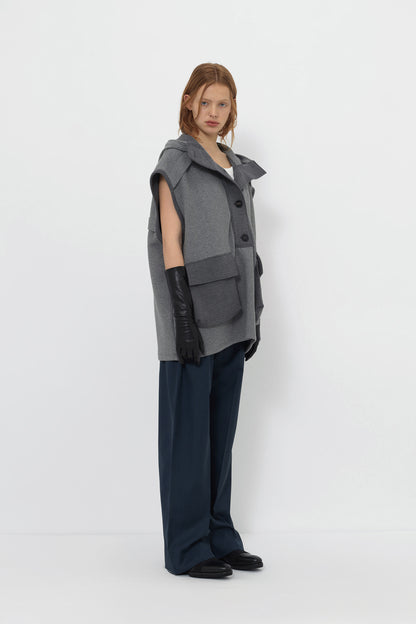 HEAVYWEIGHT HOODED VEST WITH UTILITY POCKETS