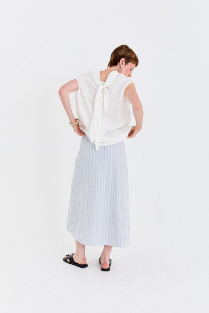 STONEWASHED COTTON TWILL TWISTED-PLEAT MIDI SKIRT