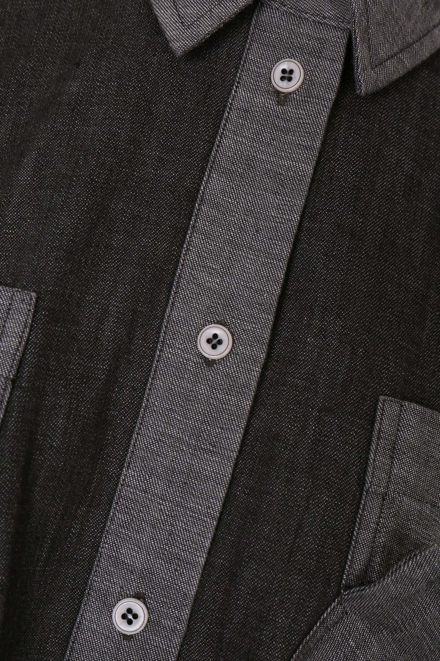 TWO-TONE OVERSIZE DENIM SHIRT