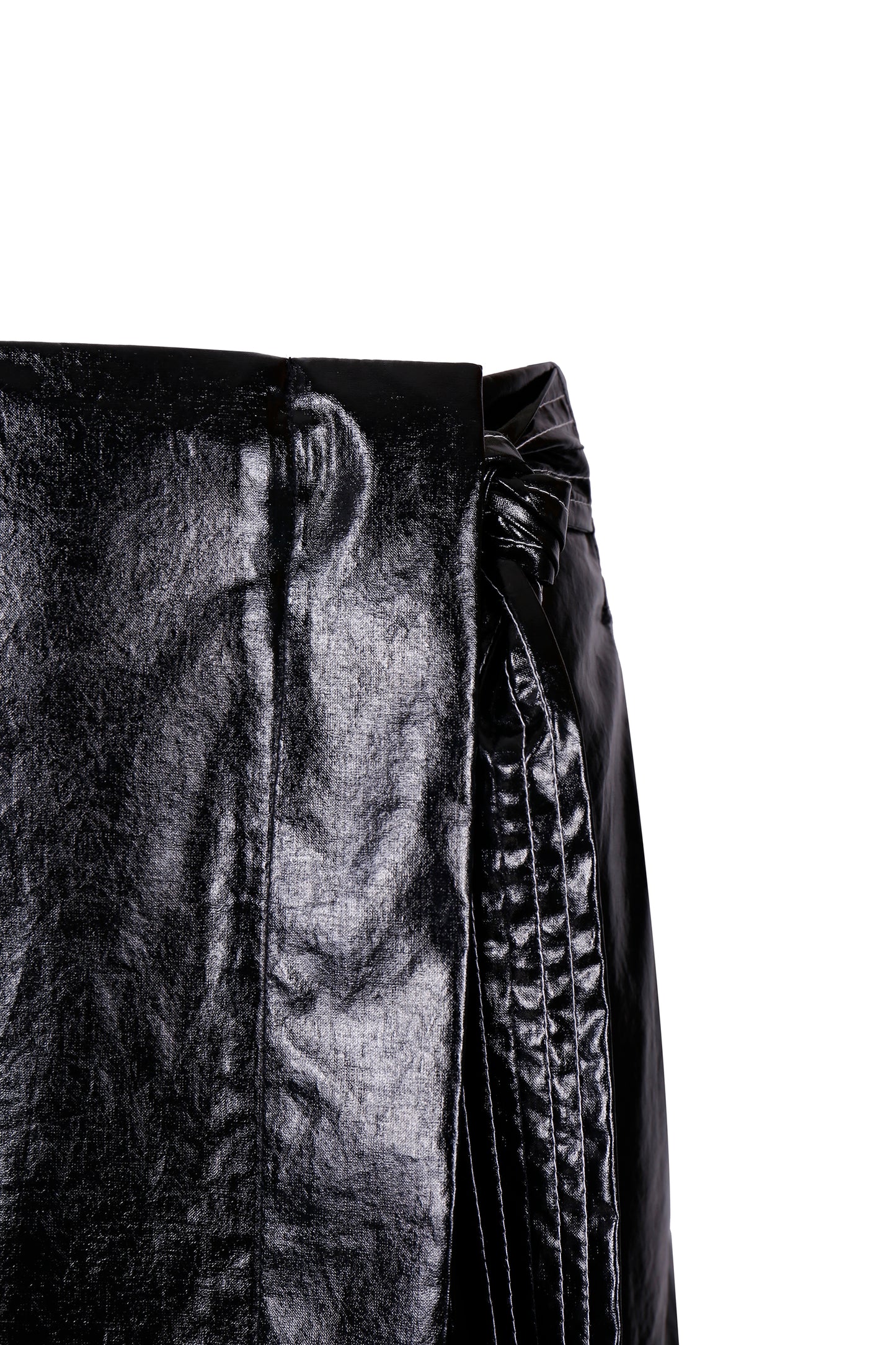 BLACK GLOSSY COTTON-COATED WRAP SKIRT
