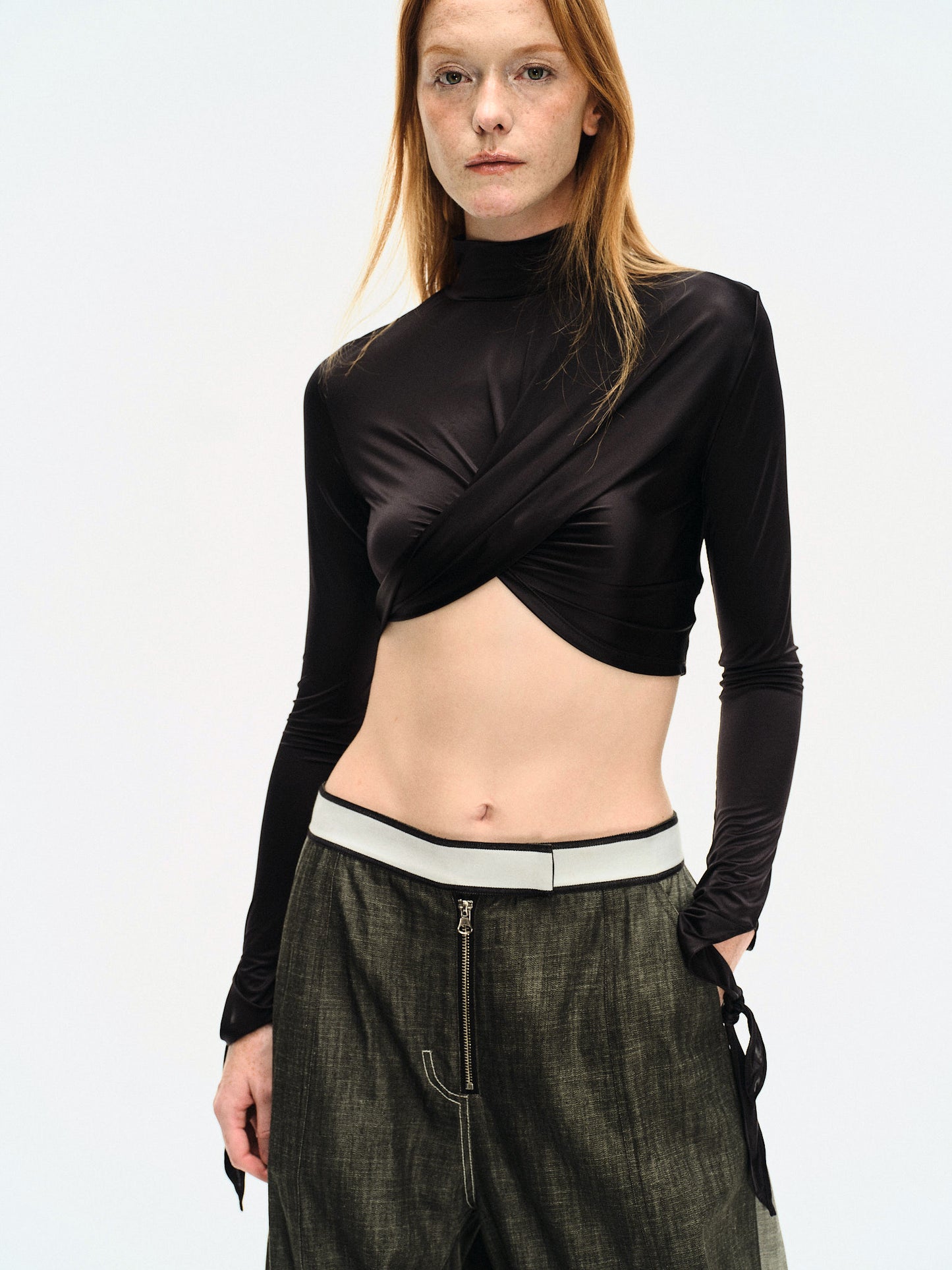 BLACK DRAPED JERSEY CROP TOP