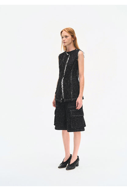 ENZYME-WASHED BLACK DENIM CARGO SHORTS