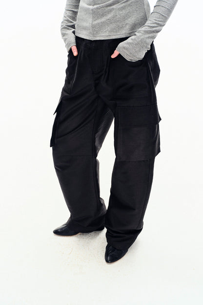 BLACK SATIN-FINISH CARGO TROUSERS