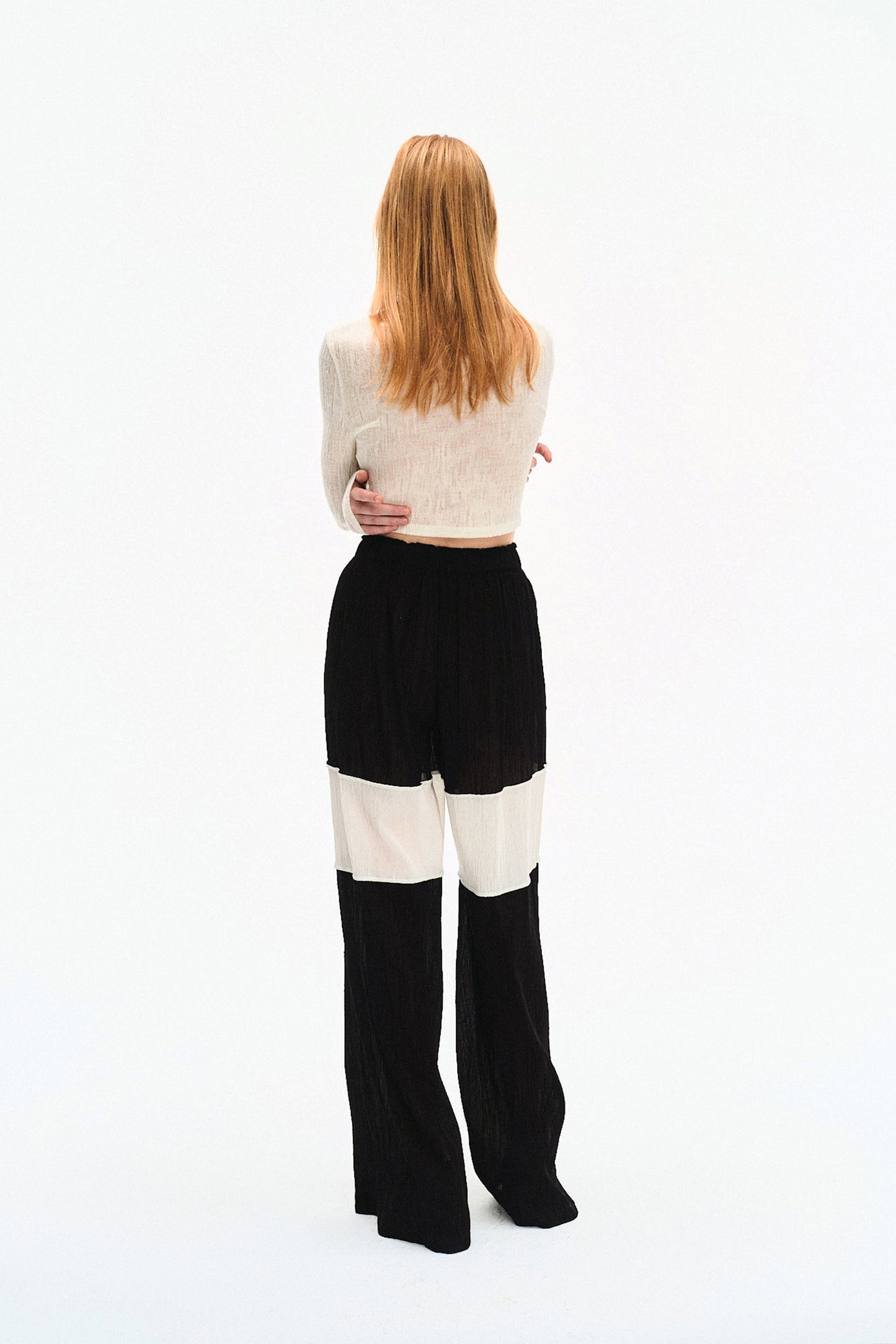 WRINKLED PLEATED COTTON TROUSERS – BLACK/WHITE