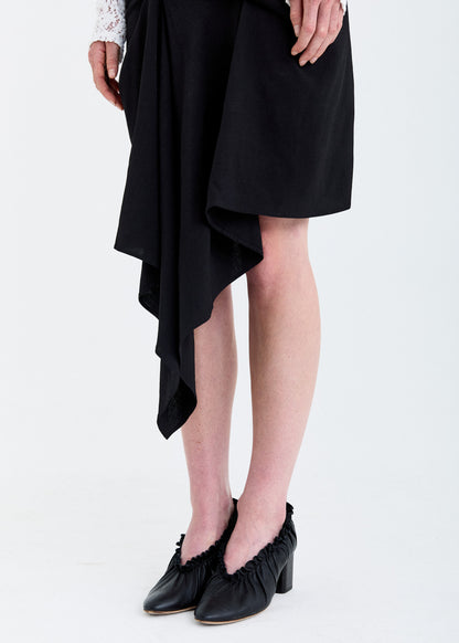 ASYMMETRICAL TWISTED-KNOT STRUCTURED SKIRT